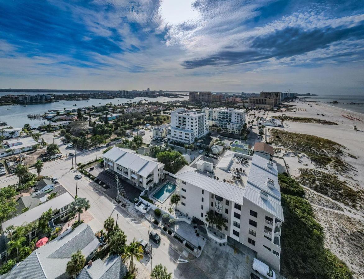 Fins Up In Clearwater Beach Exterior foto